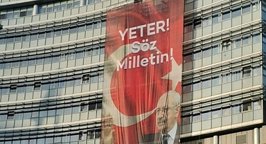 CHP sandığa gömüldüğü sloganı genel merkeze astı! 