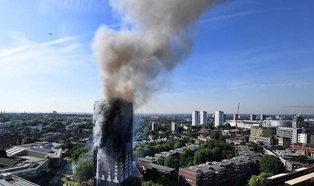 İngiltere'de bunu konuşuyor! Hükümet, Grenfell yangınında eksiklikleri olduğunu kabul etti