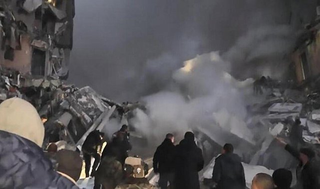 Rusya, Dnipro’yu vurdu: 18 ölü, 73 yaralı