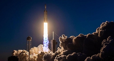 SpaceX ABD Uzay Kuvvetleri'ne ait iletişim uydusu fırlattı