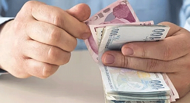 yeni yılda emekli ikramiyelerinin 2000 lira seviyesine çekmesi bekleniyor.