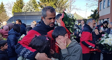 82 kişiyi kurtaran itfaiyeciler döndü; 'Marmara depreminin en az 5 katı'