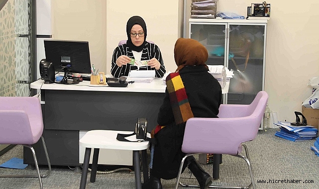Ailesinden uzakta okuyan öğrencilere bilet desteği