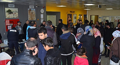 Antalya'ya getirilen depremzedeler, otellere yerleştiriliyor