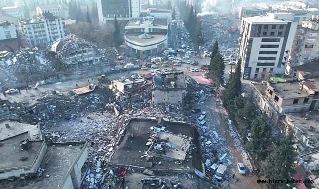 Asrın felaketinde 6'ıncı günde 22 bin 327 kişi hayatını kaybetti.