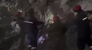 Azerbaycanlı ekip, Kahramanmaraş'ta 53 kişiyi kurtardı