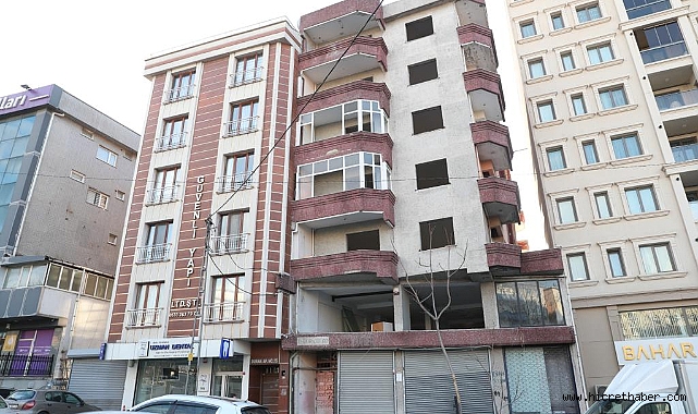 Bağcılar'da bulunan ve sosyal medyaya yansıyan binayla ilgili açıklama