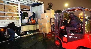 Bağcılar’da depremzedeler için yardım noktaları oluşturuldu