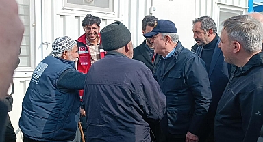 Bakan Akar'dan, depremin vurduğu İslahiye ve Nurdağı'na ziyaret
