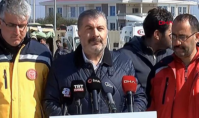 Bakan Koca: Bulaşıcı hastalıklarla ilgili riskler kontrol altında