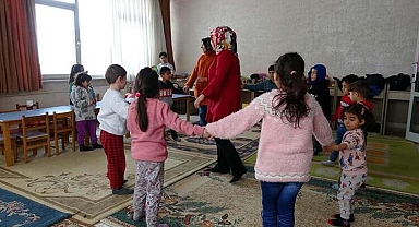 Bakanlık: Refakatsiz konumda çocuğa rastlanılmadı
