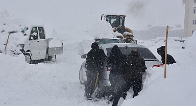 Bitlis'te 251 köy yolu kapandı