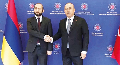 Deprem diplomasisi acıyı paylaştılar