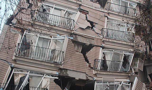 Deprem sonrası İstanbul'a getirilen yaralıların son durumu