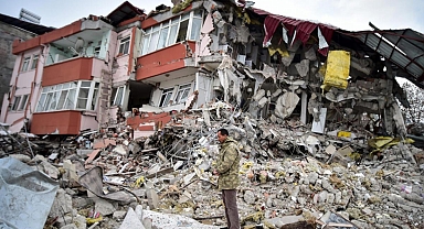 Deprem soruşturması: Felaketin müteahhitleri tek tek yakalanıyor...