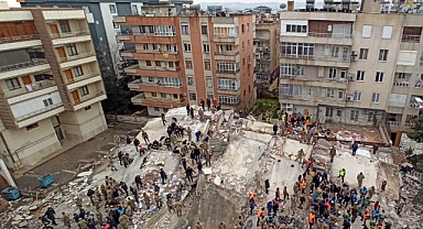 7,7'lik Depremde son durum: Can kaybı 5 bini geçti