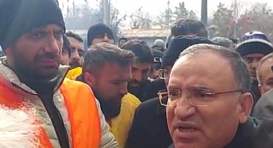 Depremde yakınlarını kaybedenlerden şoke eden iddia! Bizzat Bakan Bozdağ’a söylediler…
