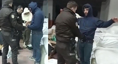 Depremzedelere toplanan yardımları çalmak isterken yakalandılar
