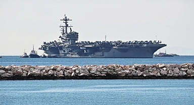 Dev ABD uçak gemisi Yunanistan’a demirledi