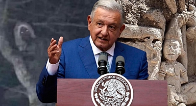 Devlet başkanı paylaşıp 'elf' dedi! Sosyal medyanın diline düşen gizemli görüntü...