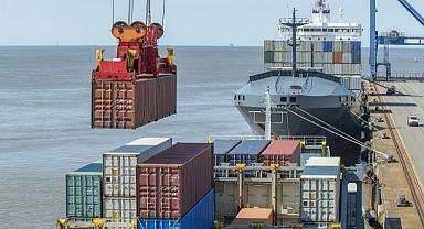 Dış ticaret açığı kar topu gibi büyüyor! Deprem, performansı da etkileyecek