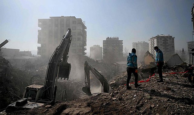 DSÖ: Türkiye'yi vuran deprem 100 yıldır Avrupa'da görülen en büyük doğal afet