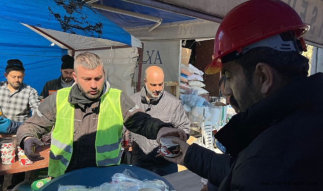 Fetih1453 Derneği Deprem Bölgesinde Yaraları sarıyor.