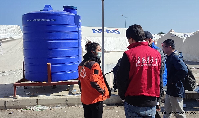 Hayata Destek Derneği, Afet Bölgesinde Temiz Su ve Hijyenin Önemine Dikkat Çekiyor