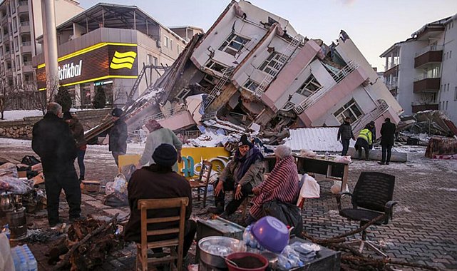 Hollanda televizyonlarının ortak yayınında depremzedeler için 89 milyon euro toplandı