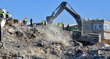 İskenderun'da Eda Apartmanı'nda 5 kişinin daha cansız bedenine ulaşıldı