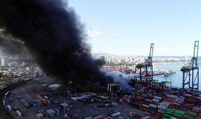 İskenderun Limanı'ndaki yangın devam ediyor: Ekipler havadan ve karadan müdahale ediyor