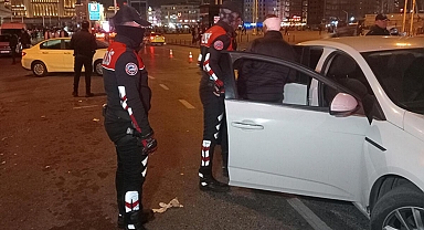 İstanbul’da helikopter destekli Yeditepe Huzur Uygulaması! Taksim'de araçlar didik didik arandı