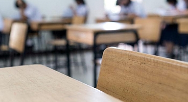 İstanbul Valiliği duyurdu! Tarih verildi... Riskli 93 okul ve eğitim kurumundaki öğrenciler depreme güvenli okullara nakledilecek