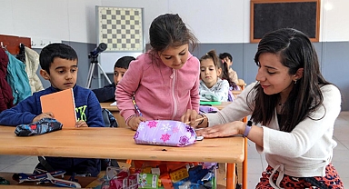 Konteyner kentte ilk ders zili çaldı