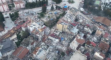 Kosova’da Türkiye’deki depremler nedeniyle 1 günlük yas ilan edildi