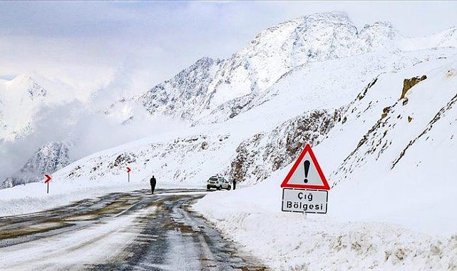 Meteorolojiden çığ uyarısı! 4 ildeki yoğun kar yağışına dikkat çekildi: