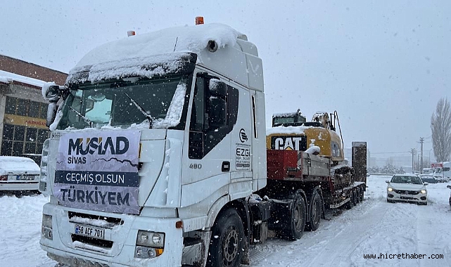 MÜSİAD'dan afet bölgesine iş makinesi ve temel ihtiyaç maddesi yardımı