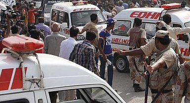 Pakistan'da Emniyet Müdürlüğüne saldırı: 4 ölü