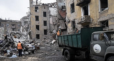 Rusya o şehri vurdu! Ukrayna Genelkurmay Başkanlığı: Apartmanlar, çocuk polikliniği, okul hasar gördü, siviller hayatını kaybetti