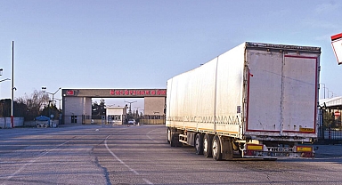 Suriye’ye iki yeni kapı: Öncüpınar’dan ilk BM araçları geçti