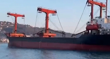 Ukrayna'ya giden kargo gemisi Yeniköy açıklarında arızalandı