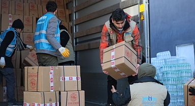 Yetim Vakfı 225 kişilik ekiple sahada