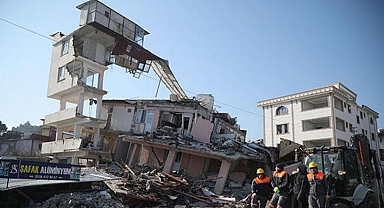 Yunan arama-kurtarma ekipleri Türkiye'den ayrılıyor