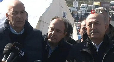Yunan bakandan deprem bölgesine ziyaret! Çavuşoğlu: İyi komşuluk böyle günlerde belli olur