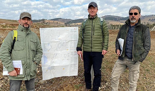 Yüzyılın felaketi böyle meydana gelmiş! Uzman isimler deprem bölgesinde: Yıkımı artırdı
