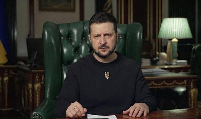 Zelenski'den Macron'a tepki: Vaktini boşa harcıyor