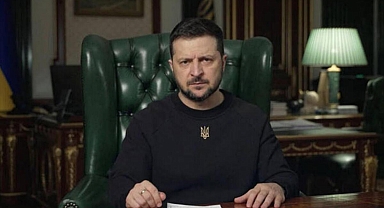 Zelenski'den Macron'a tepki: Vaktini boşa harcıyor