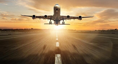 ABD'de havada kaos: Acil çıkış kapısını açmaya çalışan yolcu, kırık metal kaşıkla görevliye saldırdı