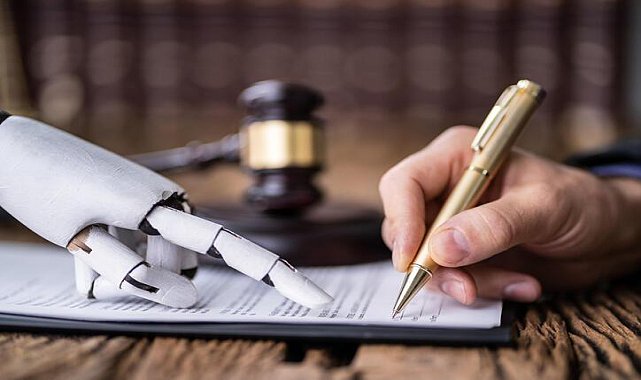 ABD'de robot avukata dava açıldı