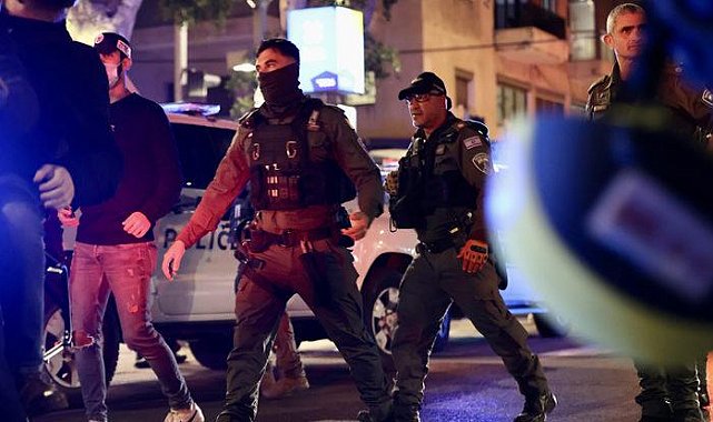 İsrail'in başkenti Tel Aviv'de silahlı saldırı: 3 kişi yaralandı